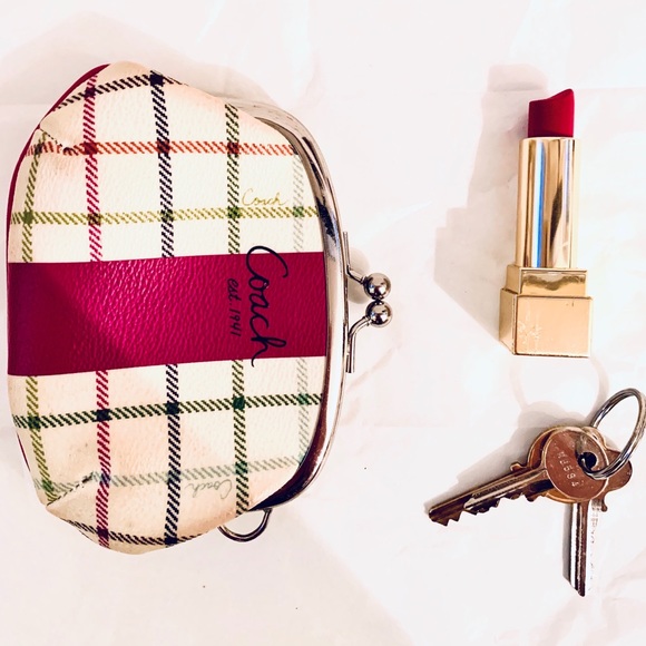 COACH Authentic Pink Leather Coin Purse - NWOT - Picture 2 of 3